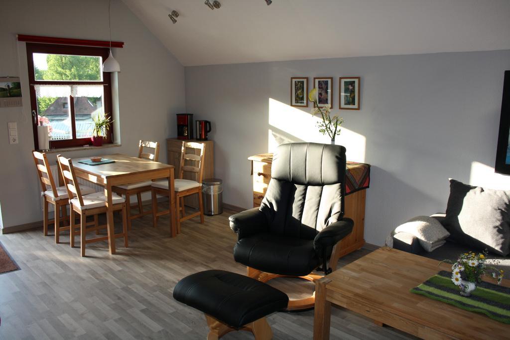Cafe Landart Im Thueringer Finistere Apartment Plaue  Стая снимка