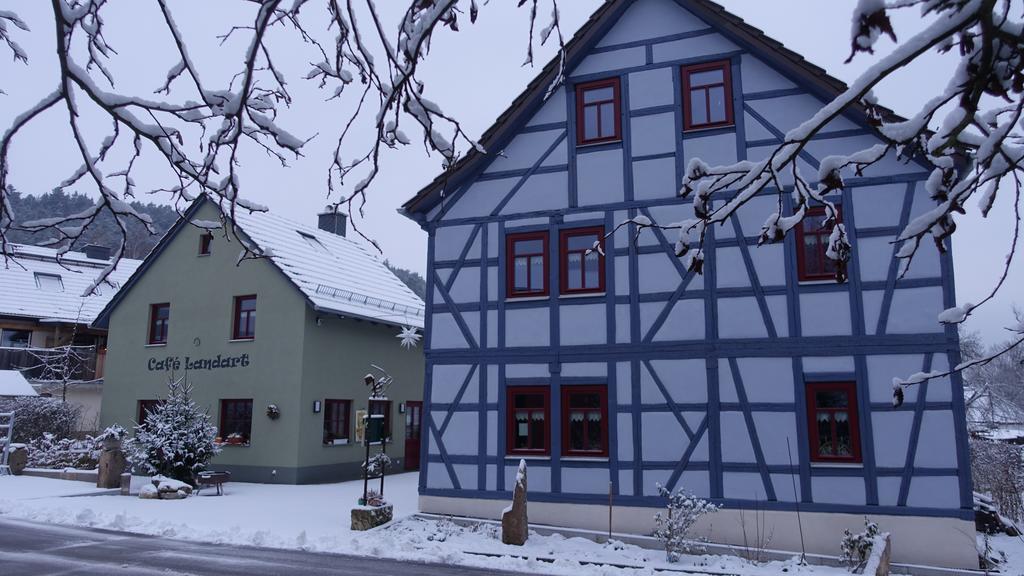 Cafe Landart Im Thueringer Finistere Apartment Plaue  Екстериор снимка